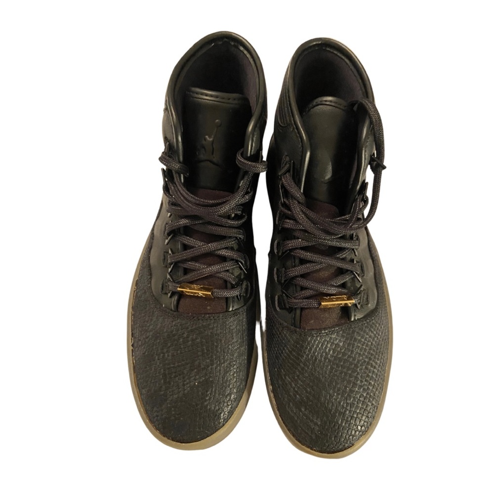 Jordan why nots. Snakeskin mens 10